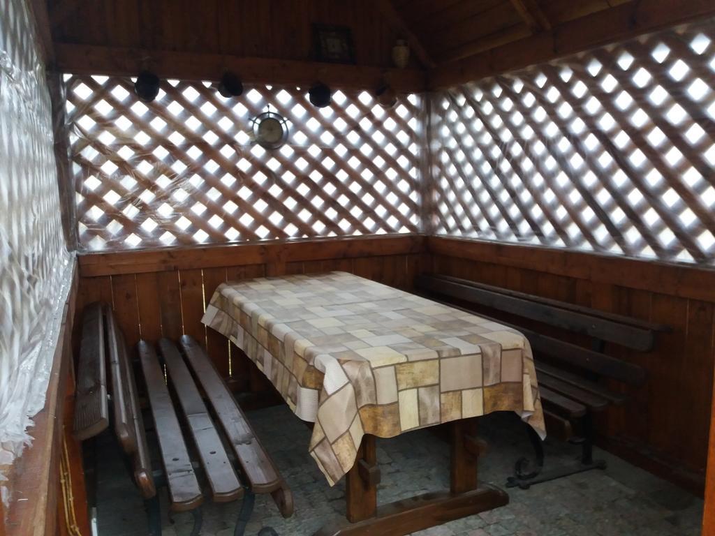 Bee House Hotel Bukovel Exterior foto